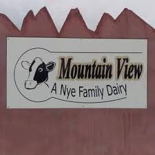 Fire North of Delta Burning Over 400 Yards of Haystacks