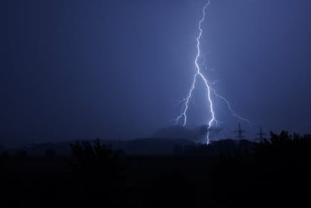 Utah scientists look to uncover mystery of lightning