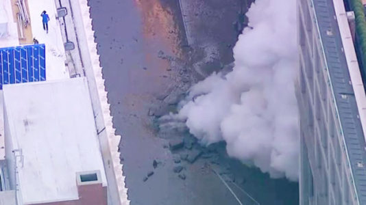 Steam pipe blast spews asbestos and creates bus-size crater in the middle of New York City