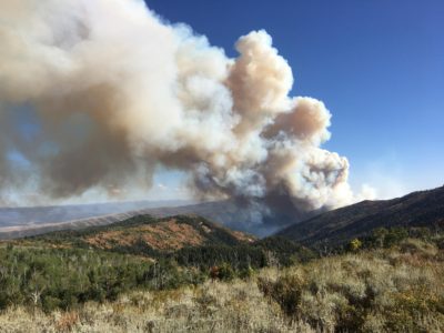As crews fight Utah wildfire, evacuations may last weeks