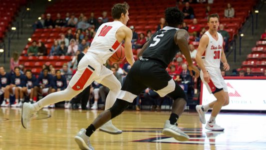 Dixie State Men’s Basketball Hosts Metro State and Chadron State This Weekend