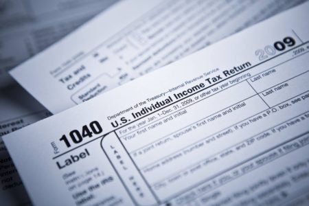 Government shutdown could make it tough for tax-filers
