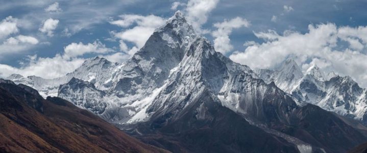 Utah hiker dies climbing Mount Everest