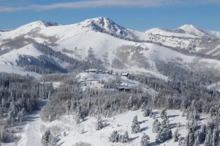 Forest Service curtails ski area public land fees disclosure