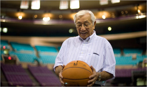 Utah Men’s Basketball Legend Wat Misaka Passes Away