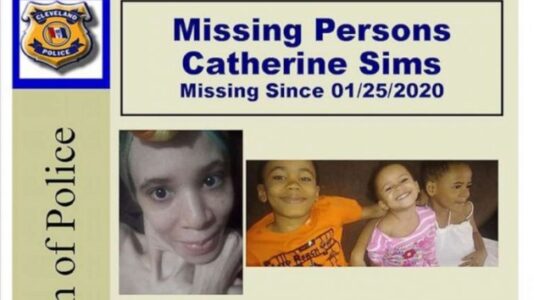 Cleveland police search for missing mom and her three young children