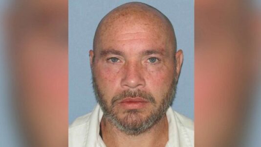 Alabama inmate convicted of murder on the loose after escaping custody