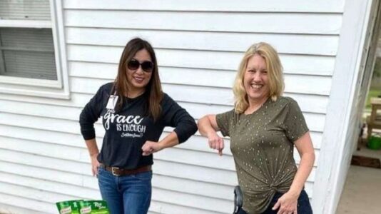 Georgia volunteers help get supplies for endangered seniors