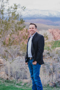 Greg Hughes names Victor Iverson, Washington County Commissioner, as running mate