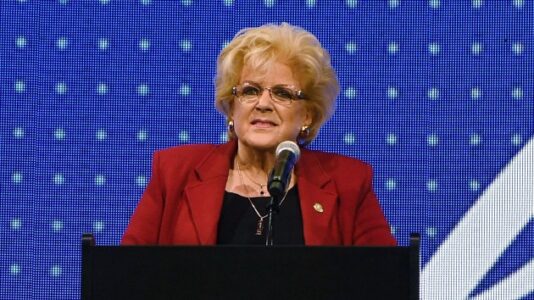 Las Vegas mayor slammed for suggesting workers could be COVID-19 ‘control group’