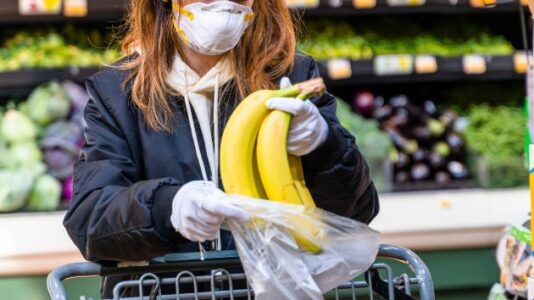 Oklahoma city reverses face mask requirement amid threats of violence