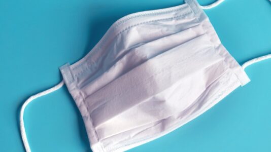 Oregon governor slams state troopers seen refusing to wear masks: ‘Absolutely unacceptable’