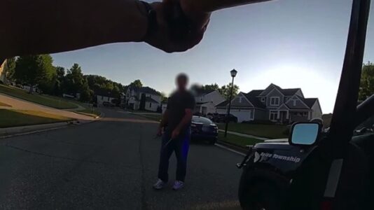 Suspect killed by Michigan deputy after stabbing man during argument over face mask: Police