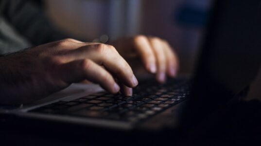 Law school graduates in Florida say bar test software compromised computers