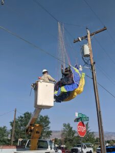 Paraglider caught in power lines in Monroe
