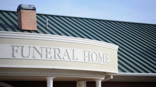 NYC funeral home that stored dozens of bodies in rental trucks shut down