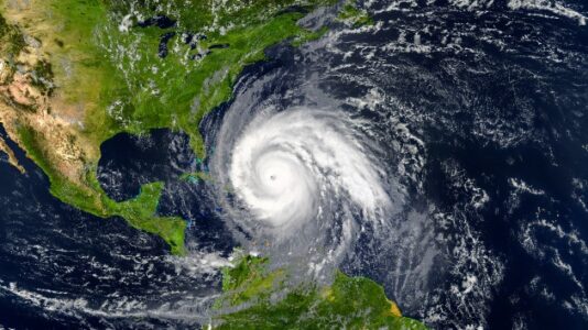 How the 2020 hurricane season just set a new record