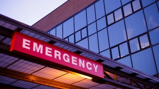 California reports record for COVID-19 deaths as ICU bed availability falls