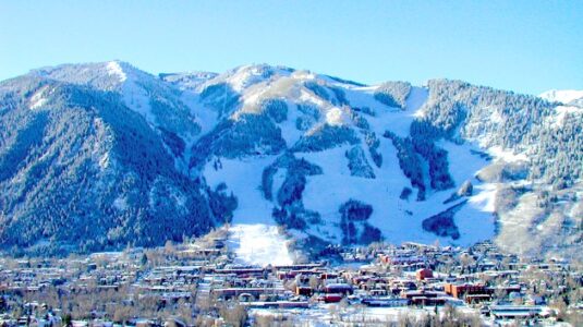 Thousands of Colorado residents without heat after attack on gas service