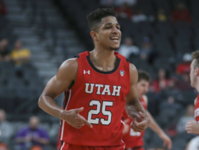 Plummer scores 21, Utah opens with 76-62 win over Washington
