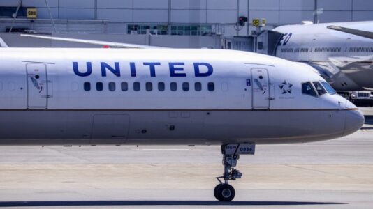 Man dead after having medical emergency on United flight