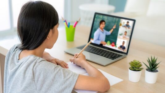 FBI warns of cyberattacks to distance learning