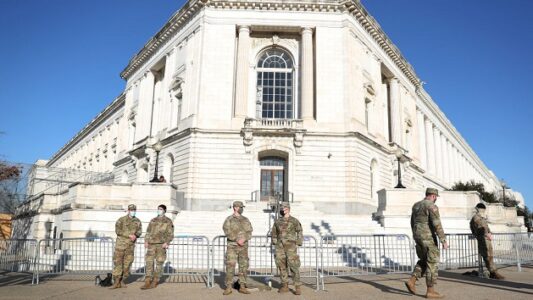 7,000 National Guardsmen to remain in Washington through mid-March