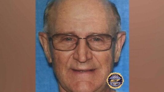 70-year-old man at-large after allegedly killing two duck hunters: Officials