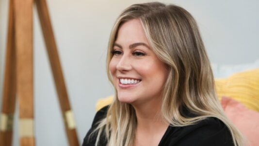 Olympian Shawn Johnson tests positive for COVID-19 during pregnancy