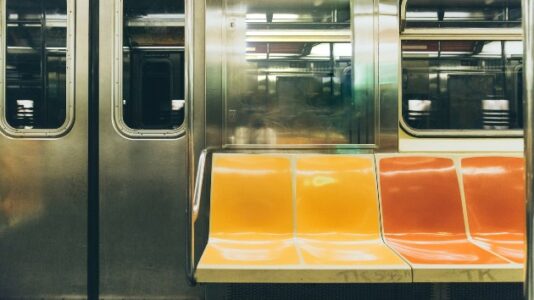 NY police deploy more than 600 officers to patrol subways after stabbings