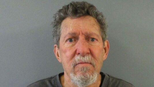 Colorado man arrested in 1982 cold case murders of two women, authorities say