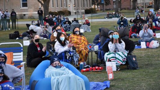 What March Madness looks like on college campuses during the pandemic