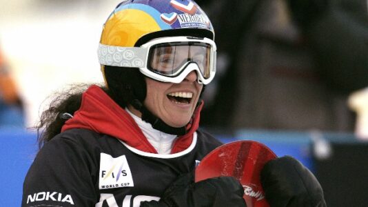 Former Olympic snowboarder Julie Pomagalski dies in avalanche