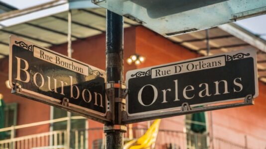 New Orleans dropping all COVID-19 restrictions on bars and restaurants