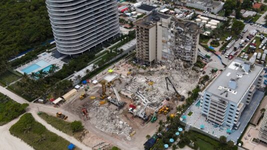 911 calls from Surfside residents convey panic, disbelief in wake of collapse