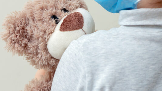 5-year-old dies of stroke after contracting multiple infections including COVID-19, family says