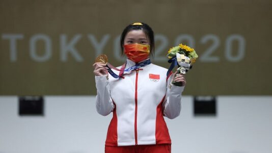 Chinese shooter Qian Yang wins 1st gold medal awarded at the Tokyo Olympics