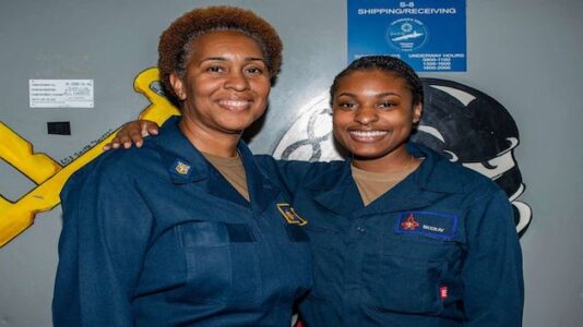 This mom and daughter served on the same Navy ship together