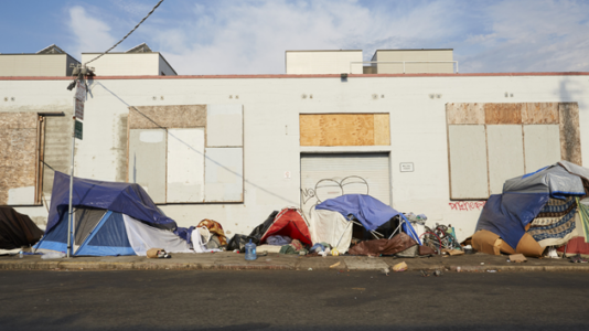 How one woman brought makeovers, food and love to Los Angeles’ homeless community