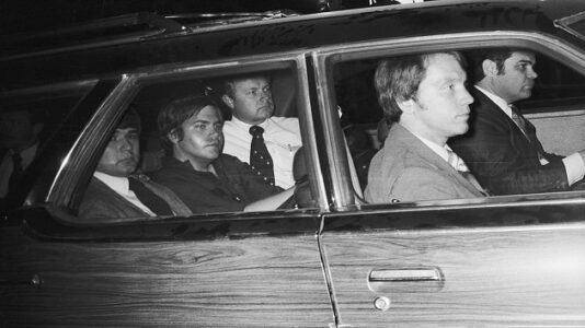 John Hinkley, who tried to assassinate Reagan, granted unconditional release