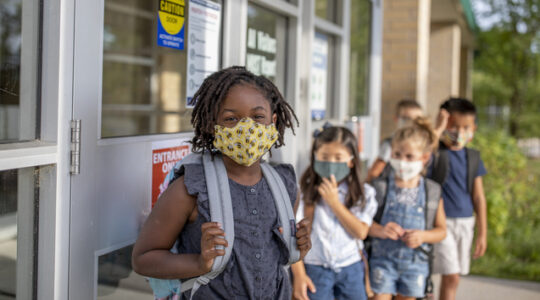 Los Angeles Unified School District, 2nd largest in the nation, to vote on vaccine mandate for students