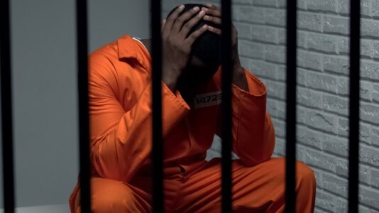 With Julius Jones’ execution date looming, family refuses to give up hope