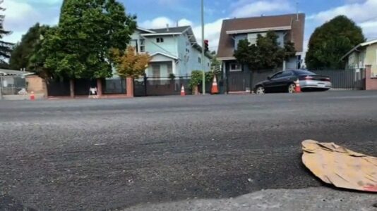 Fifteen-year-old girl gunned down in road rage shooting in Oakland