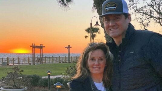 Former football player’s mission to get others vaccinated after almost dying of COVID