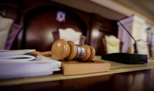 Prosecutor seeks reduced sentence for truck driver who got 110 years for fatal crash