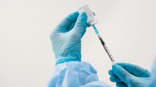 The unvaccinated are ‘looking at a winter of severe illness and death’: White House