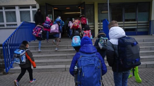 How schools plan to bring students back safely amid latest COVID-19 surge