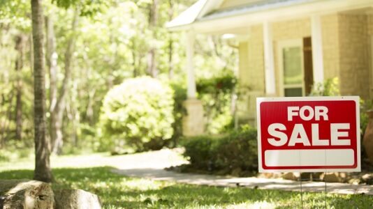 States, towns use incentive programs to entice movers across the country