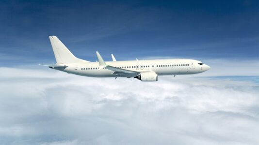 FAA to change how some planes land in effort to cut emissions