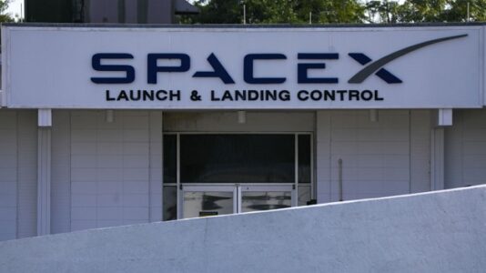 SpaceX rocket segment on course to hit the moon